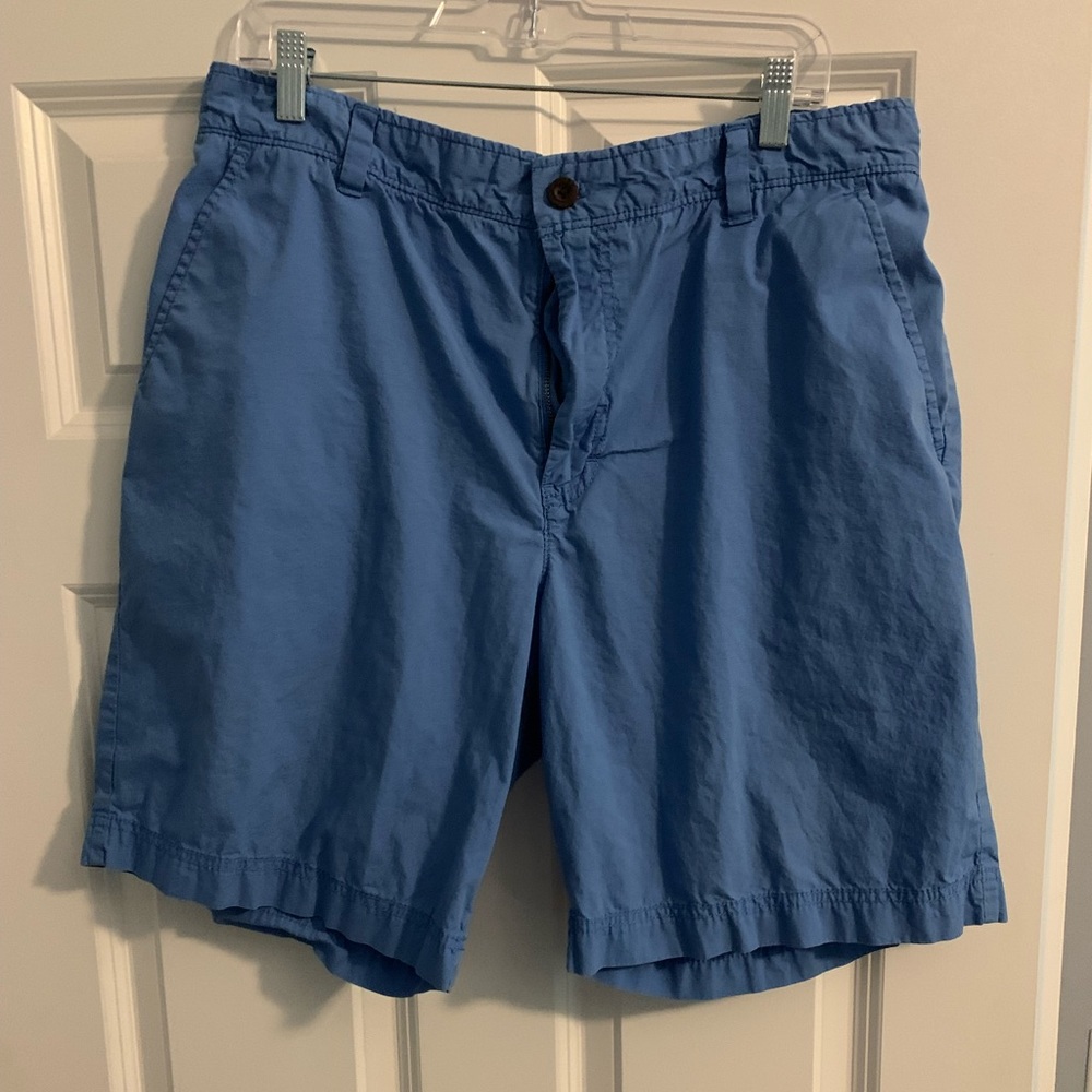 Izod Saltwater brand Flat Front Shorts